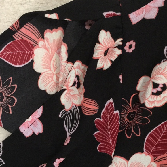 SALE ❣️🤍 Candies Dress with shorts - Picture 4 of 8